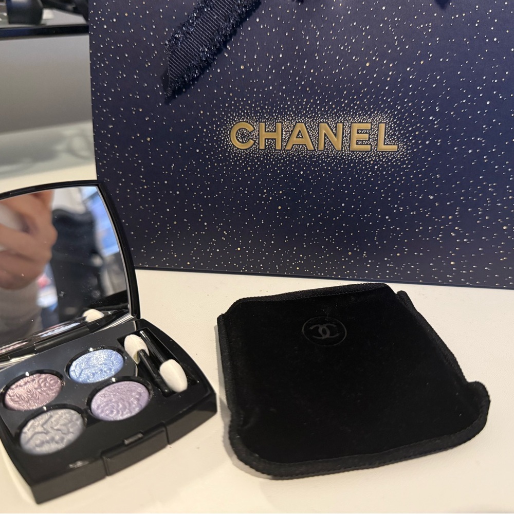 CHANEL 2025 Winter Holiday Collection Les 4 Ombres Palette Nuit Astrale 397